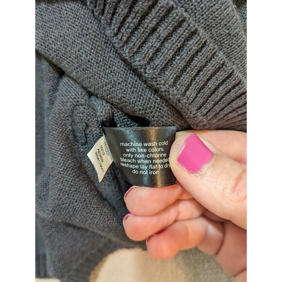 Lane Bryant Woman's Ombre Long Sleeve White & Black Knit Sweater Size 22/24 - Picture 5 of 8